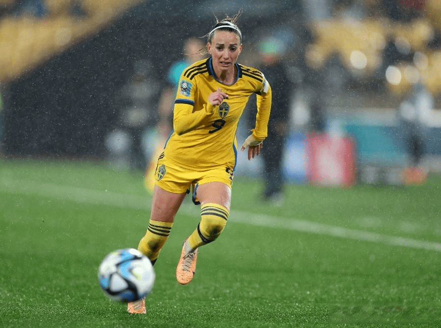 意大利与瑞典备战大赛,引发热议 意大利与瑞典备战大赛,引发热议