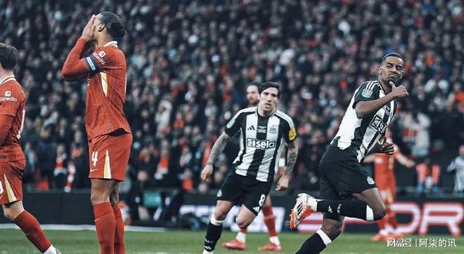 利物浦锋线火力全开，多次威胁对方球门