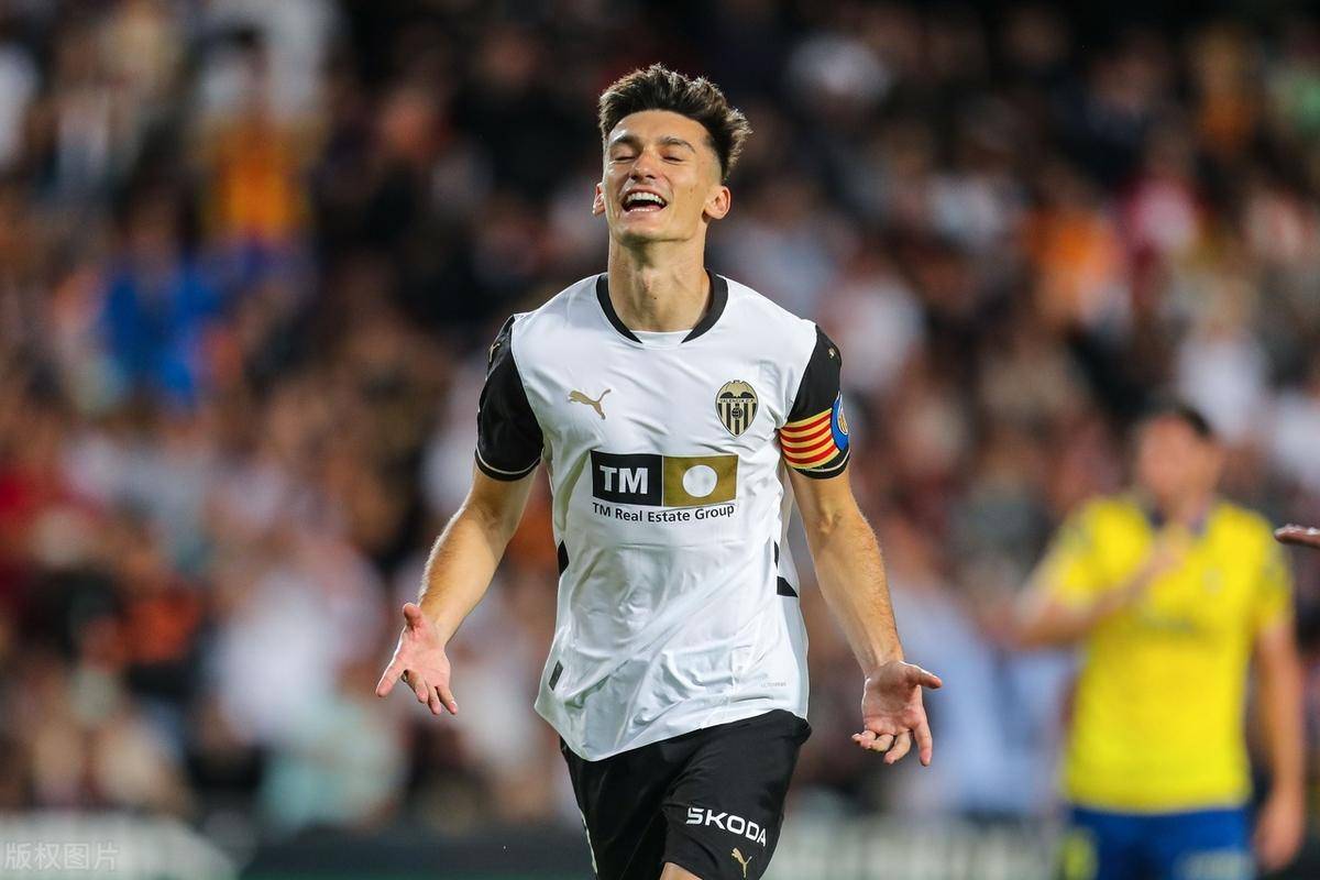 关于瓦伦西亚取得胜利,展现逆袭实力的信息 关于瓦伦西亚取得胜利,展现逆袭实力的信息