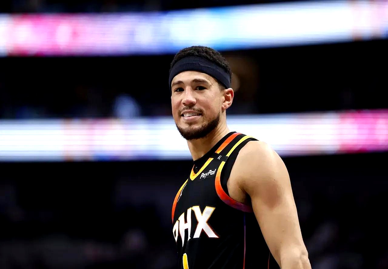 米兰体育app下载-太阳逆转勇士,布克砍下35分的简单介绍