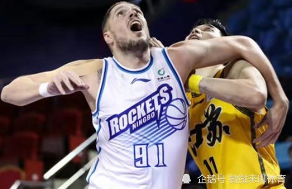 米兰体育网页版入口-湖南男篮遭受惨败，积分榜位置下滑的简单介绍