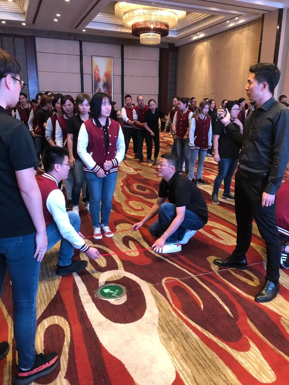 米兰体育网址-摩苏尔闪耀一战，带领团队取得胜利