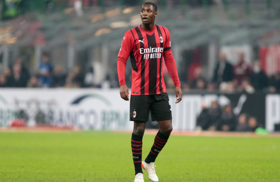 AC米兰后卫安东尼奥遭遇膝盖伤病，或将赛季报销的简单介绍